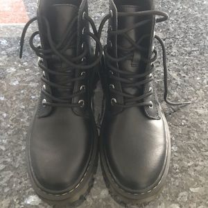 BNWOT...Doc Martin Boots